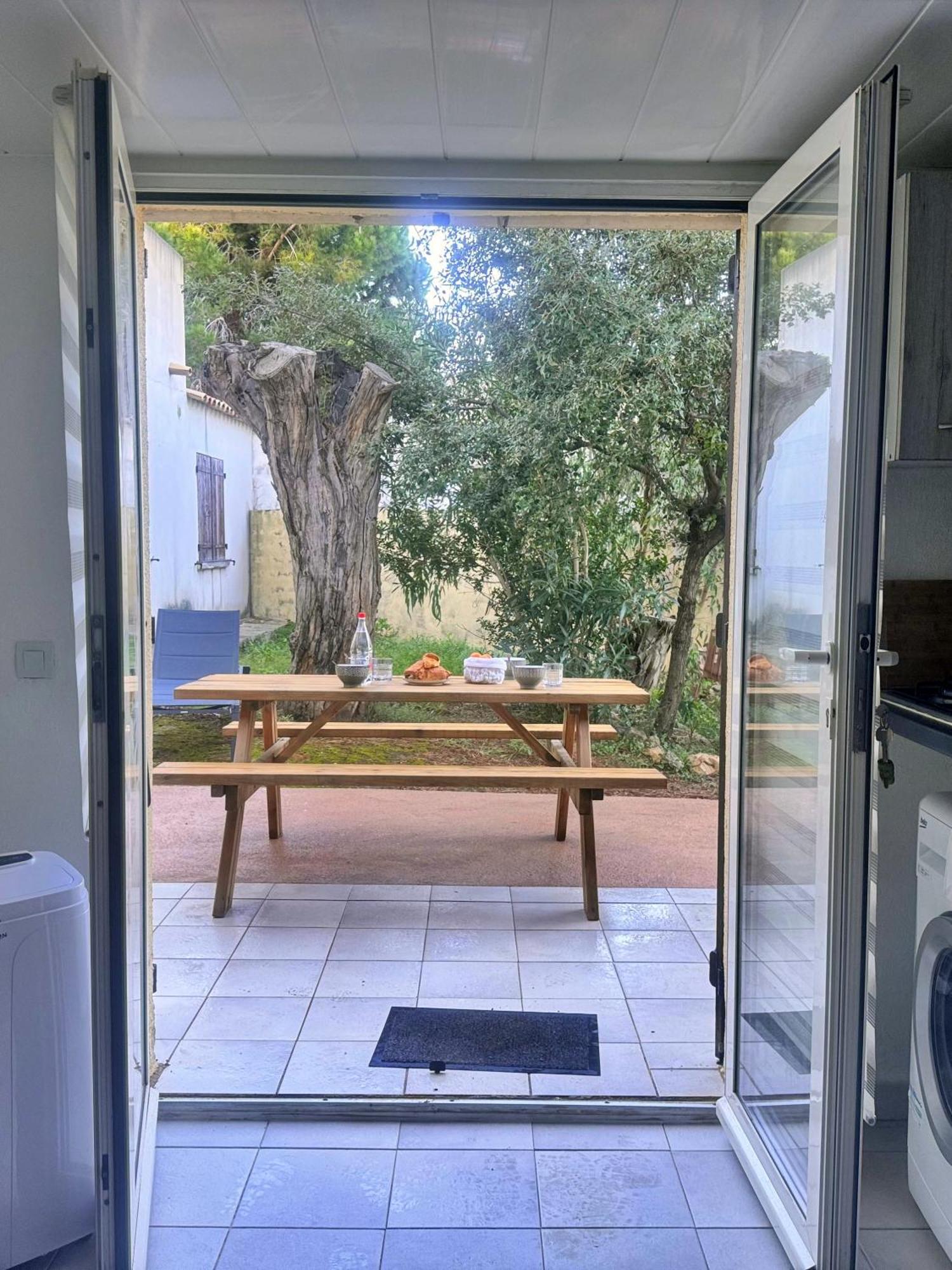 Apartamento Les Pieds Dans L'Eau T2 E Calvi  Exterior foto