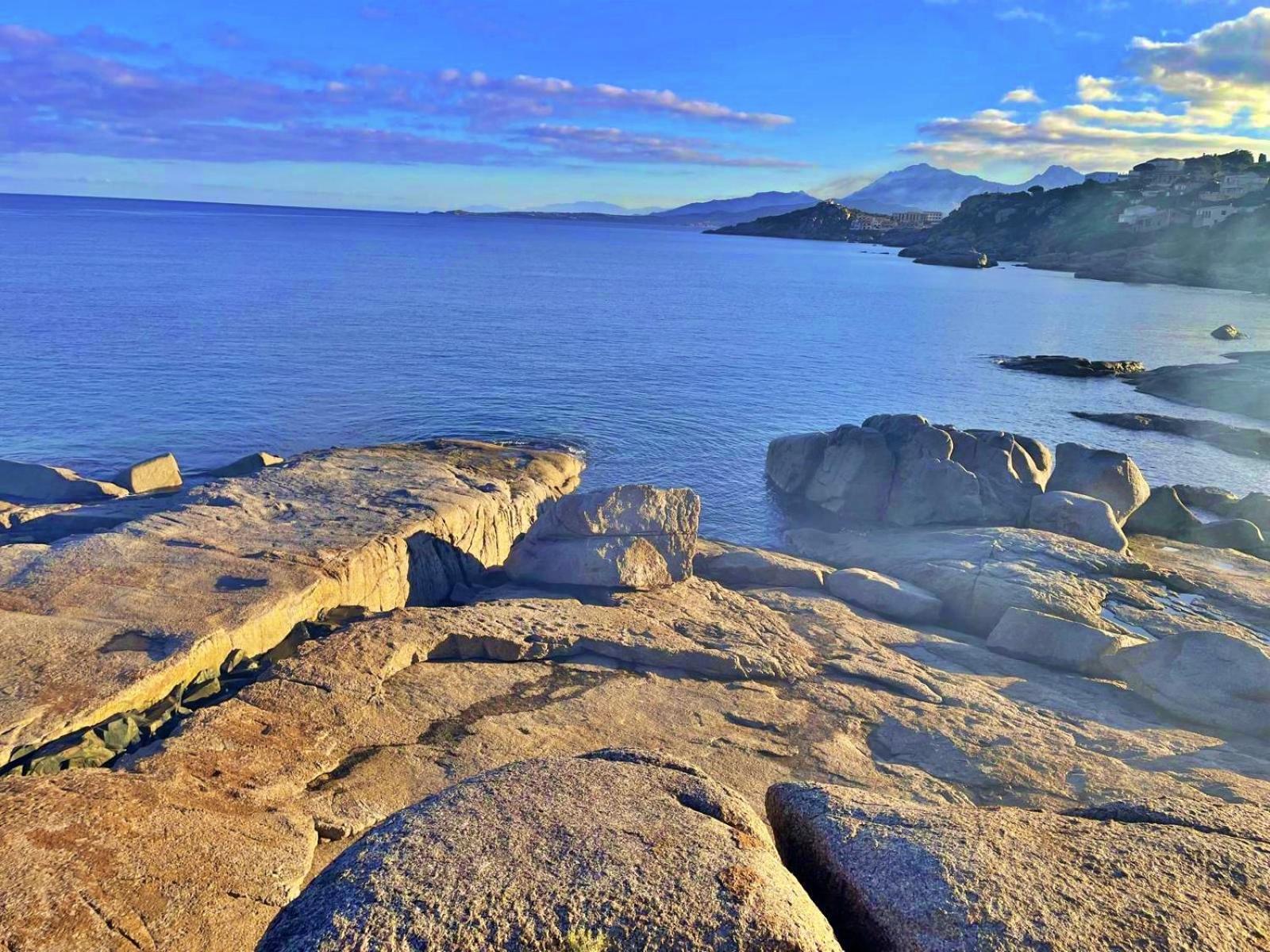 Apartamento Les Pieds Dans L'Eau T2 E Calvi  Exterior foto